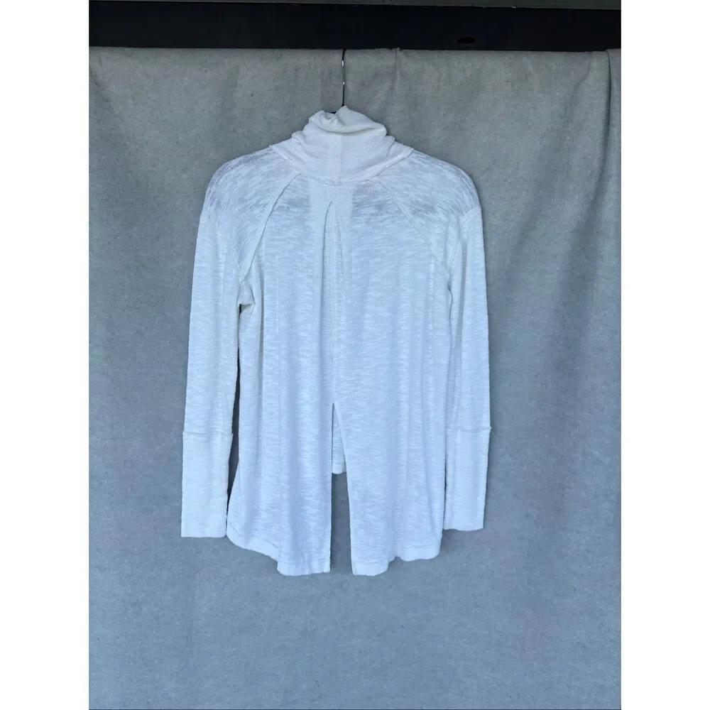 FreePeople White Turtleneck Tunic Sweater XS Lightweight Slouchy Split Back Boho - Picture 3 of 6
